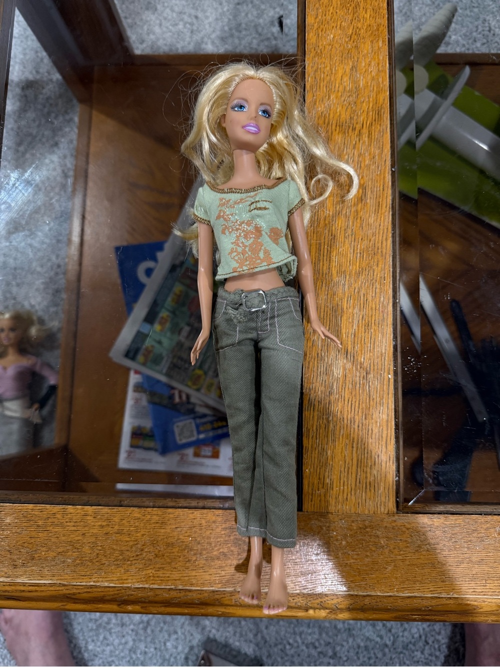 Barbie Blonde Fashion Doll with Green Top and Pants 1999